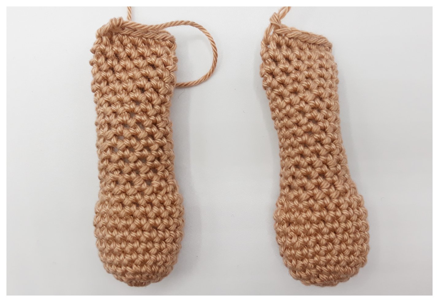 Blog-Inhaltsbild für 'Festliches Otterpärchen, kostenlose Häkelanleitung'